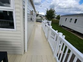 Tattershall Lakes Country Park - Holiday Accommodation 18792 - Lincolnshire - 1186729 - thumbnail photo 13
