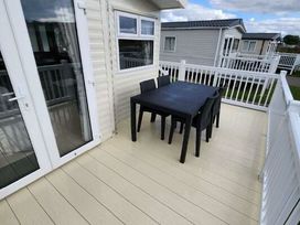 Tattershall Lakes Country Park - Holiday Accommodation 18792 - Lincolnshire - 1186729 - thumbnail photo 14