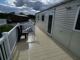 Tattershall Lakes Country Park - Holiday Accommodation 18792 - Lincolnshire - 1186729 - thumbnail photo 16