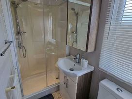 Golden Palm Resort - Holiday Accommodation 18805 - Lincolnshire - 1186735 - thumbnail photo 13