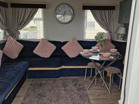 Millers Cottage Caravan Park - Holiday Accommodation 18845 - North Wales - 1186745 - thumbnail photo 3