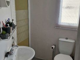 Millers Cottage Caravan Park - Holiday Accommodation 18845 - North Wales - 1186745 - thumbnail photo 10