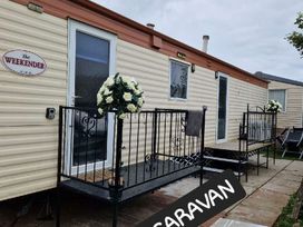 Millers Cottage Caravan Park - Holiday Accommodation 18845 - North Wales - 1186745 - thumbnail photo 12