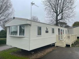 Marton Mere Holiday Village - Holiday Accommodation 18865 - Lake District - 1186752 - thumbnail photo 13