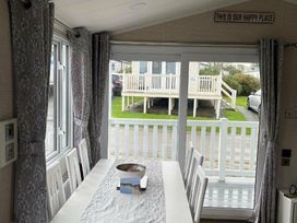 Primrose Valley Holiday Park - Holiday Accommodation 18875 - North Yorkshire (incl. Whitby) - 1186755 - thumbnail photo 2