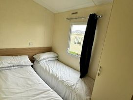 Primrose Valley Holiday Park - Holiday Accommodation 18890 - North Yorkshire (incl. Whitby) - 1186760 - thumbnail photo 5