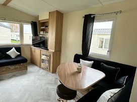 Primrose Valley Holiday Park - Holiday Accommodation 18890 - North Yorkshire (incl. Whitby) - 1186760 - thumbnail photo 7
