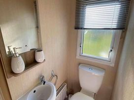Waterside Leisure Park - Holiday Accommodation 18895 - Lincolnshire - 1186762 - thumbnail photo 9