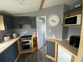 Sealands Caravan Park - Holiday Accommodation 18910 - Lincolnshire - 1186769 - thumbnail photo 2