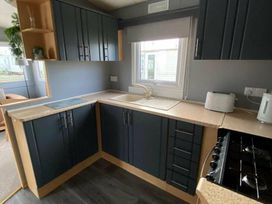 Sealands Caravan Park - Holiday Accommodation 18910 - Lincolnshire - 1186769 - thumbnail photo 3