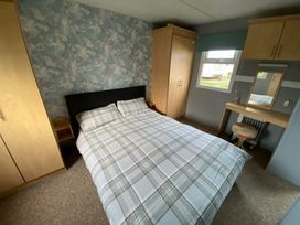 Sealands Caravan Park - Holiday Accommodation 18910 - Lincolnshire - 1186769 - thumbnail photo 4
