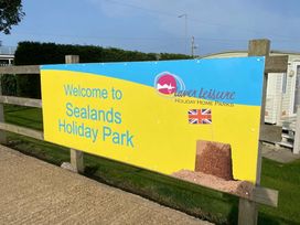 Sealands Caravan Park - Holiday Accommodation 18910 - Lincolnshire - 1186769 - thumbnail photo 8