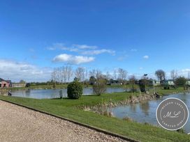 Herons Mead Caravan Park - Holiday Accommodation 18912 - Lincolnshire - 1186771 - thumbnail photo 1