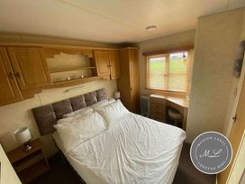 Herons Mead Caravan Park - Holiday Accommodation 18912 - Lincolnshire - 1186771 - thumbnail photo 8