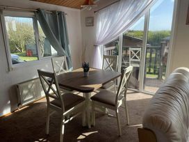 Port Haverigg Holiday Village - Holiday Accommodation 18913 - Lake District - 1186772 - thumbnail photo 10