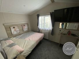 Golden Palm Resort - Holiday Accommodation 18923 - Lincolnshire - 1186775 - thumbnail photo 4