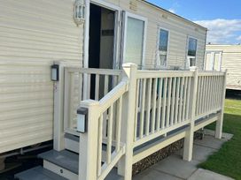Golden Sands - Holiday Accommodation 18930 - Lincolnshire - 1186780 - thumbnail photo 2