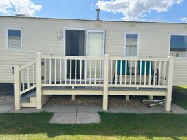 Golden Sands - Holiday Accommodation 18930 - Lincolnshire - 1186780 - thumbnail photo 3