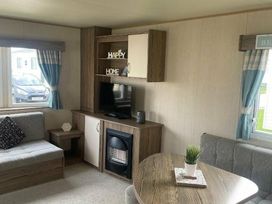 Golden Sands - Holiday Accommodation 18930 - Lincolnshire - 1186780 - thumbnail photo 7