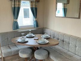 Golden Sands - Holiday Accommodation 18930 - Lincolnshire - 1186780 - thumbnail photo 9