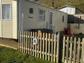 Freshwater Beach Holiday Park - Holiday Accommodation 18950 - Dorset - 1186785 - thumbnail photo 2