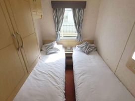 Golden Anchor Holiday Park - Holiday Accommodation 18970 - Lincolnshire - 1186793 - thumbnail photo 5