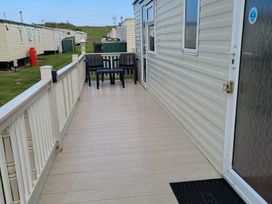 Golden Anchor Holiday Park - Holiday Accommodation 18970 - Lincolnshire - 1186793 - thumbnail photo 10
