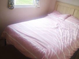 Cleethorpes Beach Holiday Park - Holiday Accommodation 18980 - Lincolnshire - 1186797 - thumbnail photo 9