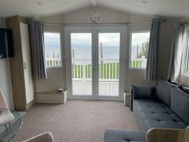 Ashcroft Coast Holiday Park - Holiday Accommodation 18990 - Kent & Sussex - 1186800 - thumbnail photo 2