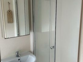 Quay West Holiday Park - Holiday Accommodation 18996 - Mid Wales - 1186802 - thumbnail photo 12