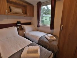 Hafan y Mor Haven - Holiday Accommodation 19004 - North Wales - 1186804 - thumbnail photo 8