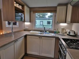 Hafan y Mor Haven - Holiday Accommodation 19004 - North Wales - 1186804 - thumbnail photo 10