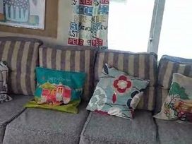 Golden Sands - Holiday Accommodation 19010 - Lincolnshire - 1186805 - thumbnail photo 3
