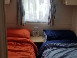 Golden Sands - Holiday Accommodation 19010 - Lincolnshire - 1186805 - thumbnail photo 6