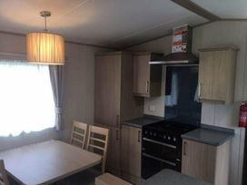 Hafan y Mor Haven - Holiday Accommodation 19011 - North Wales - 1186806 - thumbnail photo 3