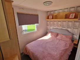 Coastfield Holiday Village - Holiday Accommodation 19012 - Lincolnshire - 1186807 - thumbnail photo 9