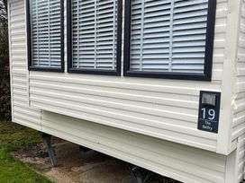 Seton Sands Caravan Park - Holiday Accommodation 19013 - Scottish Lowlands - 1186808 - thumbnail photo 1