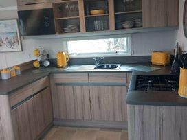 Port Haverigg Holiday Village - Holiday Accommodation 19025 - Lake District - 1186810 - thumbnail photo 4