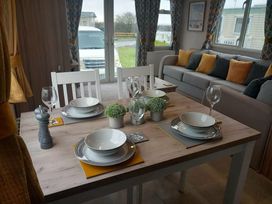 Port Haverigg Holiday Village - Holiday Accommodation 19025 - Lake District - 1186810 - thumbnail photo 8