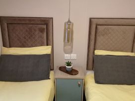 Aberdunant Hall Holiday Park - 19035 - North Wales - 1186813 - thumbnail photo 9