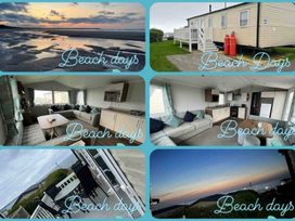 Reighton Sands Holiday Park - Holiday Accommodation 19046 - North Yorkshire (incl. Whitby) - 1186817 - thumbnail photo 1