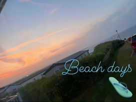 Reighton Sands Holiday Park - Holiday Accommodation 19046 - North Yorkshire (incl. Whitby) - 1186817 - thumbnail photo 5
