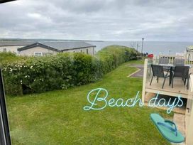 Reighton Sands Holiday Park - Holiday Accommodation 19046 - North Yorkshire (incl. Whitby) - 1186817 - thumbnail photo 19