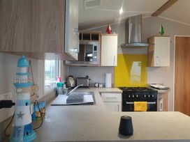 Durdle Door Holiday Park - Holiday Accommodation 19072 - Dorset - 1186825 - thumbnail photo 3