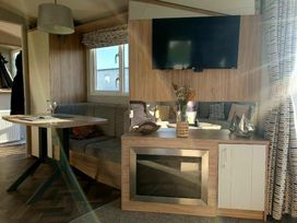 Durdle Door Holiday Park - Holiday Accommodation 19072 - Dorset - 1186825 - thumbnail photo 5