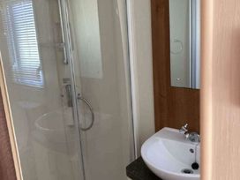 Dyffryn Seaside Estate - Holiday Accommodation 19073 - Mid Wales - 1186826 - thumbnail photo 4
