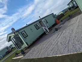 Dyffryn Seaside Estate - Holiday Accommodation 19073 - Mid Wales - 1186826 - thumbnail photo 14