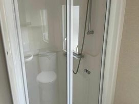 Hopton Holiday Village - Holiday Accommodation 19075 - Suffolk & Essex - 1186827 - thumbnail photo 13