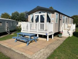 Weymouth Bay Holiday Park - Holiday Accommodation 19077 - Dorset - 1186829 - thumbnail photo 1