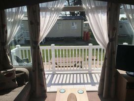 Weymouth Bay Holiday Park - Holiday Accommodation 19077 - Dorset - 1186829 - thumbnail photo 2